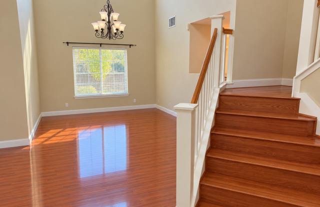 Spacious & Light-Filled Livermore Home with Great Backyard! Gallery 3