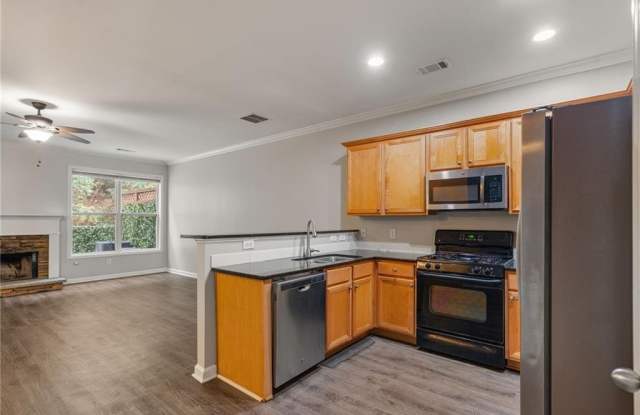 1030 Firethorne Pass Gallery 3
