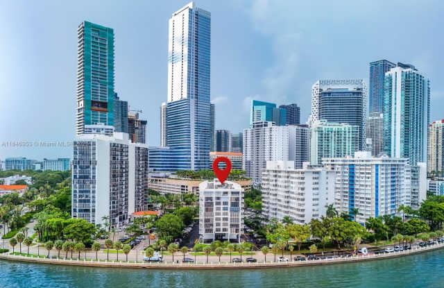 1440 Brickell Bay Dr photos photos