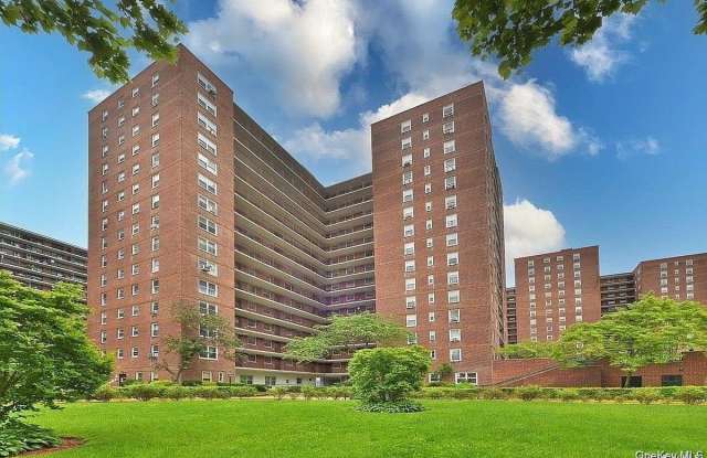 98-20 62nd Drive unit: 10K photos photos 98-20 62nd Drive unit: 10K photos photos