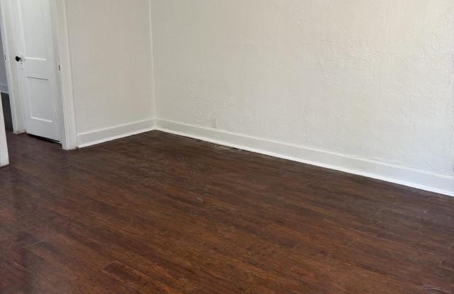 1306 S Moffet Avenue Gallery 3