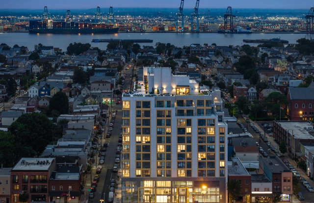 285 BROADWAY photos photos