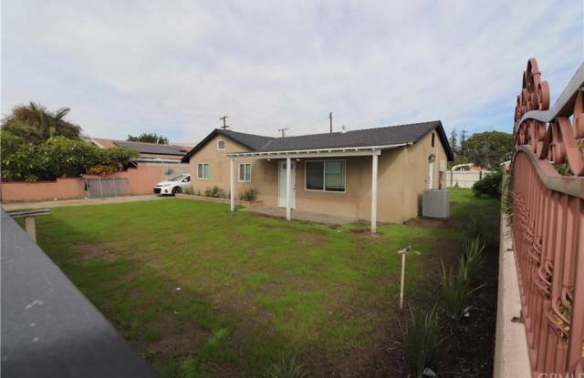 15109 Amar Road Gallery 2