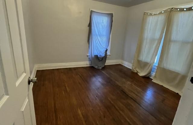189 Augustine Street - Up Gallery 2