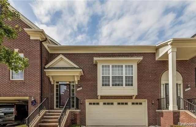 758 Sandalwood Drive Gallery 2