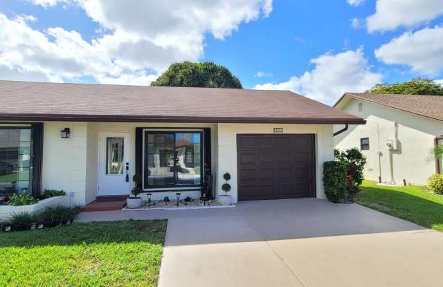 6209 Olivewood Circle Gallery 3