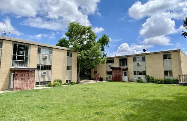 740 Moore Street - 740-6 photos photos