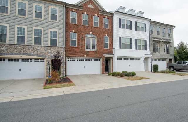 22199 FALLING TER - 22199 Falling Terrace, Brambleton, VA 20148