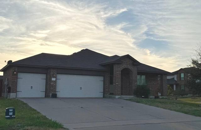 2701 Skinner Dr photos photos