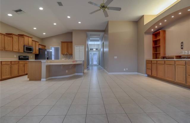 10215 EVERGREEN HILL DRIVE Gallery 4