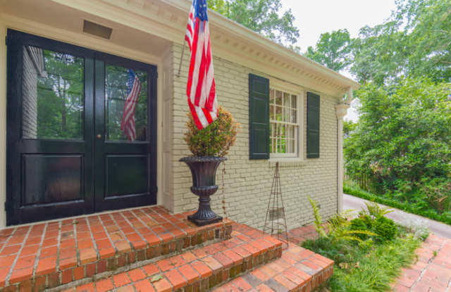 2909 Castlewood Drive Northwest Gallery 2