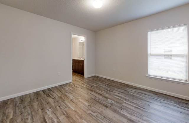 3 Seaton Valley Path Unit B Gallery 2