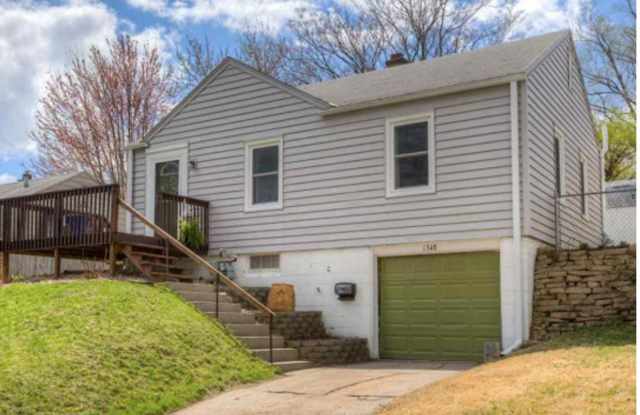 Charming 2 Bedroom Near Blackstone!! photos photos