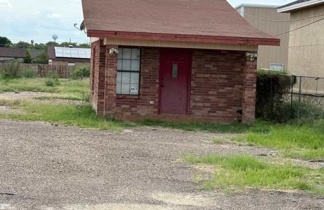 1569 S. Veterans Blvd. photos photos