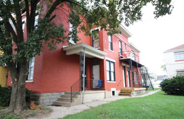 Beautifully Renovated 1 bedroom on South High Street - 1622 South High Street, Columbus, OH 43207