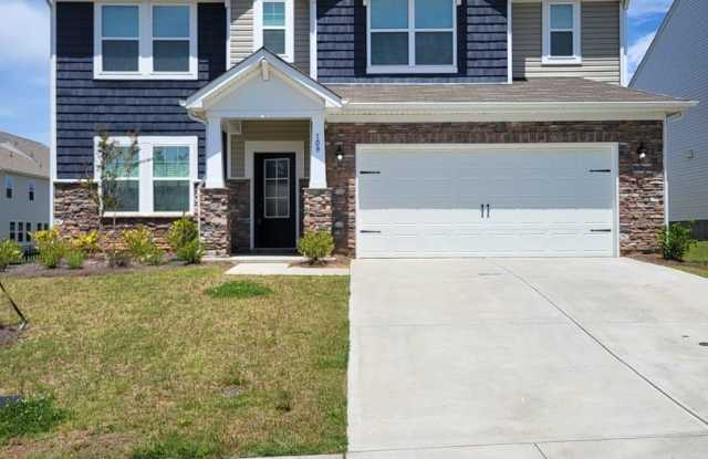 Beautiful 4BR/2.5BA Home in Gambill Forest photos photos