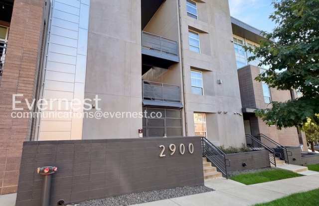 2900 Wyandot Street Gallery 1