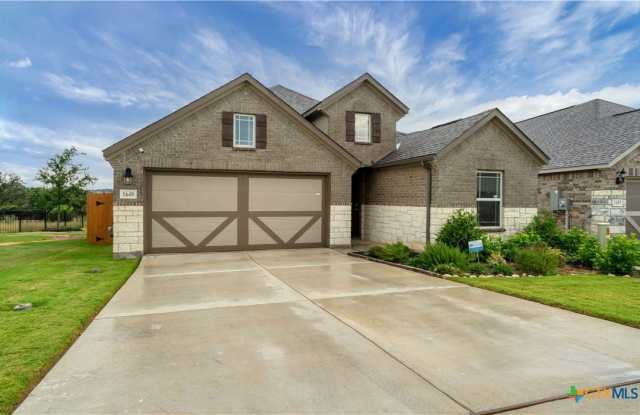 1649 Ranch House photos photos