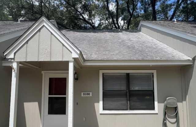 Cute 2 Bedroom 2 Bathroom Townhome For Rent! photos photos