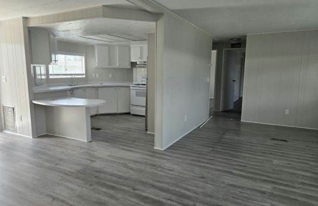 4919 1st St. West photos photos