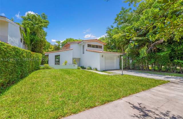 920 Aguero Ave photos photos