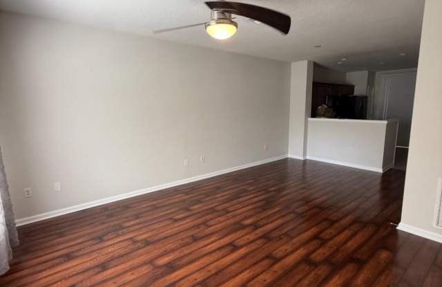 8102 SUMMERGATE Court Gallery 4