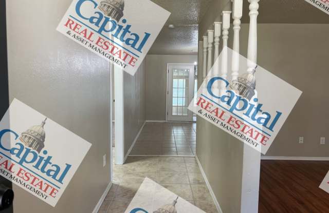 Beautiful Home With all Bills Paid  MOVE IN SPECIAL!!! Gallery 3