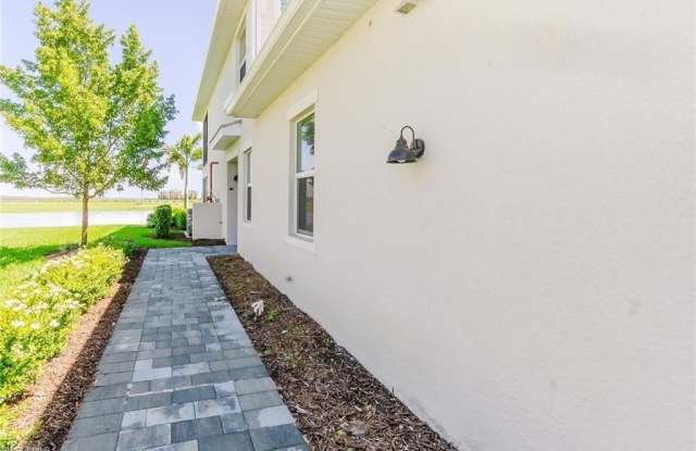 5746 OAKMONT Ct Gallery 2