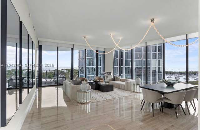 2821 S Bayshore Dr Gallery 4