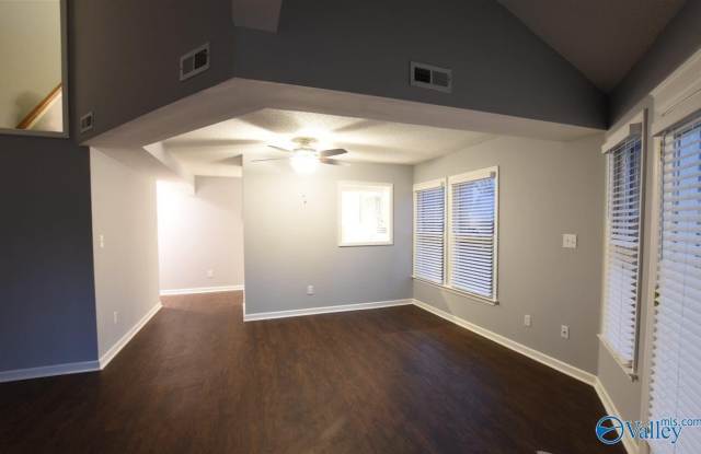 1814 Whisperwood Way Gallery 4
