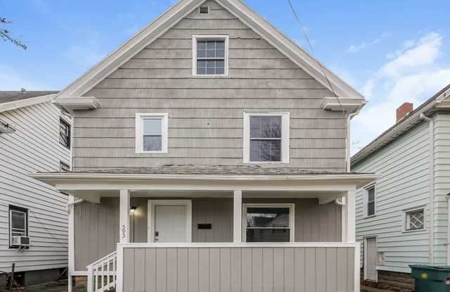 592 Emerson St photos photos