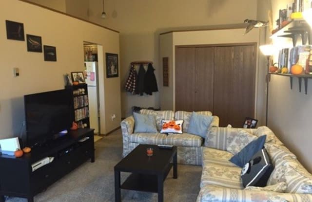 14827 Endicott Way #314 - 14827 Endicott Way, Apple Valley, MN 55124