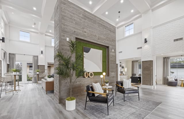 Evergreen at Tuscany Villas Gallery 4