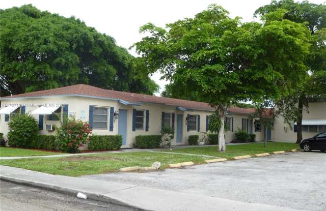 1005 N 18th Ct - 1005 North 18th Court, Hollywood, FL 33020