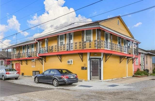 1502 N DERBIGNY Street - 1502 North Derbigny Street, New Orleans, LA 70116