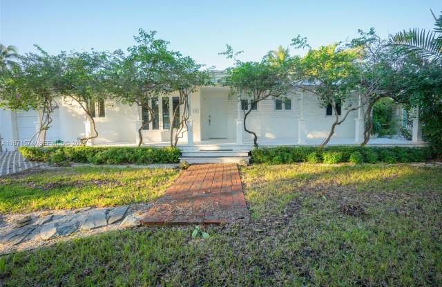355 Redwood Lane photos photos