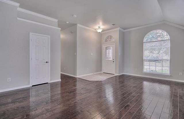 12298 Red Hawk Gallery 4