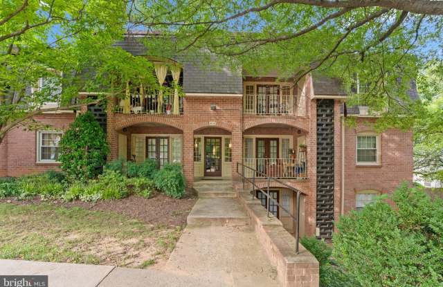 8110 COLONY POINT Road Gallery 2