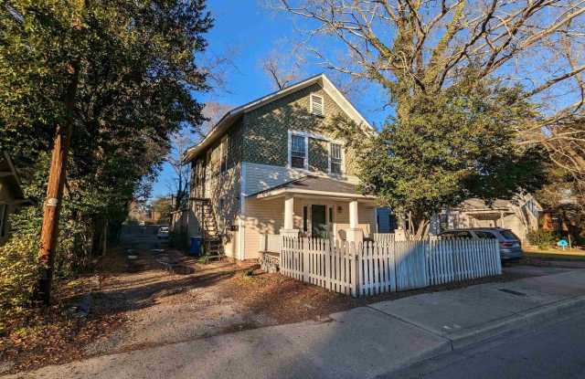 3121 Rosewood Drive B Gallery 1
