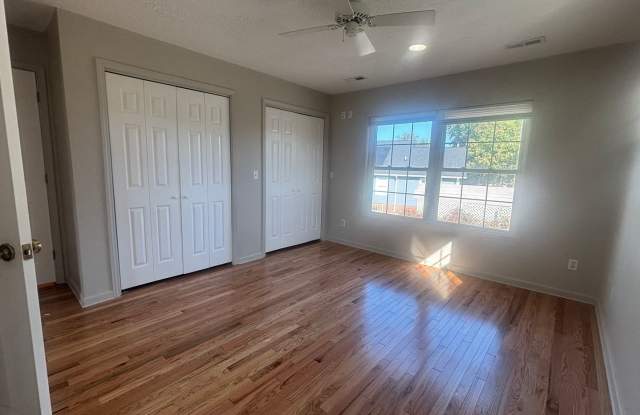 Claytor Lake 2 bedroom 1 bath Apartment Available NOW Gallery 4
