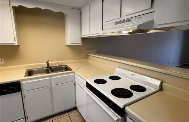 1820 S 13th Place Gallery 2