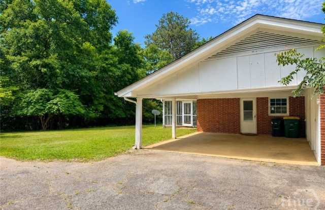 560 Riverview Road Gallery 2