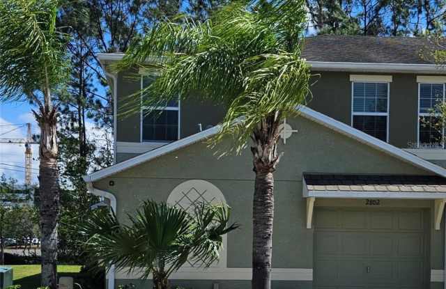 2802 BIRCHCREEK Drive Gallery 1