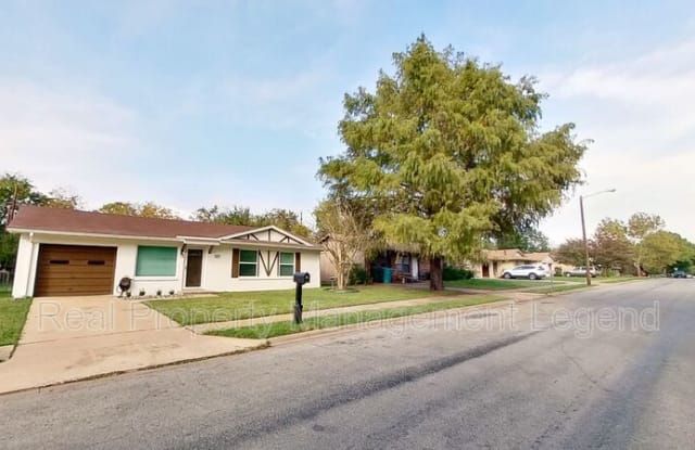 717 E Martin Lane photos photos