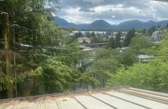 768 Amundson Way - A photos photos
