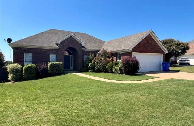 613 Castlebrook Drive photos photos