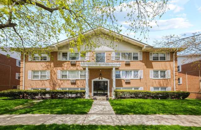 8440 W 95TH Street - 8440 West 95th Street, Hickory Hills, IL 60457