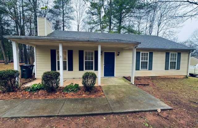 Great House on Wiggington Road - 205 Wiggington Road, Lynchburg, VA 24502