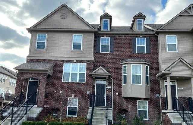 2952 Glenbar Circle - 2952 Glenbar Circle, Rochester Hills, MI 48307