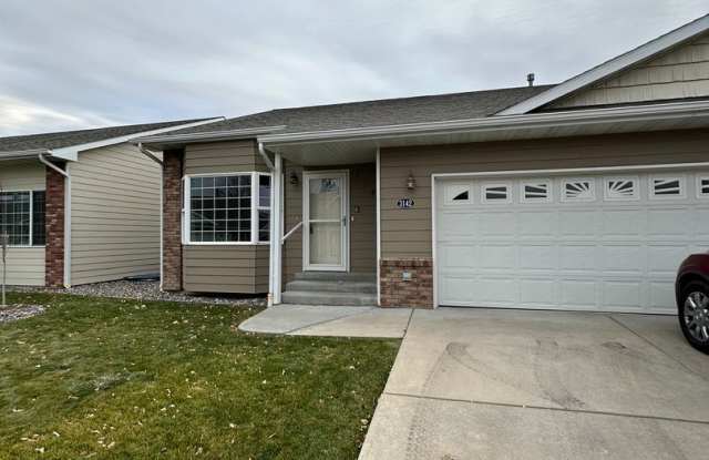 3 Bedroom/ 2 Bathroom House on the West End - 3142 New Hope Drive, Billings, MT 59102